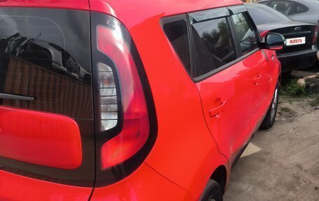 KIA Soul II рестайлинг, 2019 год, 1 630 000 рублей, 10 фотография