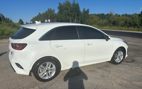 KIA cee'd III, 2019 год, 1 990 000 рублей, 2 фотография