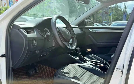 Skoda Octavia, 2019 год, 1 133 027 рублей, 8 фотография