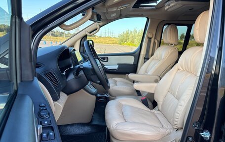 Hyundai Grand Starex Grand Starex I рестайлинг 2, 2011 год, 1 850 000 рублей, 10 фотография