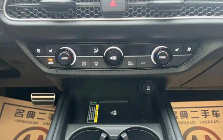 Honda HR-V, 2023 год, 2 530 000 рублей, 20 фотография