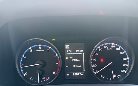 Toyota RAV4, 2017 год, 2 850 000 рублей, 10 фотография