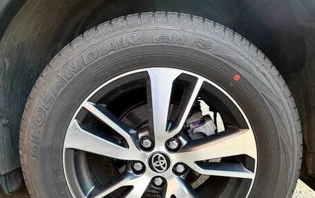 Toyota RAV4, 2017 год, 2 850 000 рублей, 11 фотография