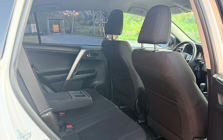 Toyota RAV4, 2017 год, 2 850 000 рублей, 14 фотография