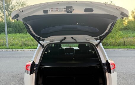 Toyota RAV4, 2017 год, 2 850 000 рублей, 13 фотография