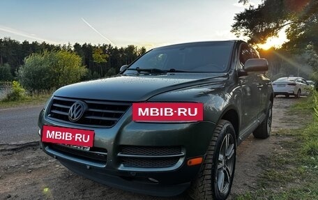 Volkswagen Touareg III, 2004 год, 850 000 рублей, 2 фотография