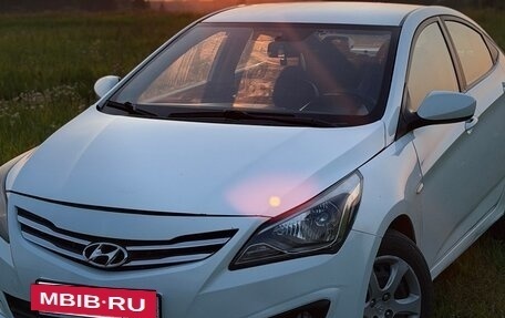 Hyundai Solaris II рестайлинг, 2016 год, 650 000 рублей, 2 фотография