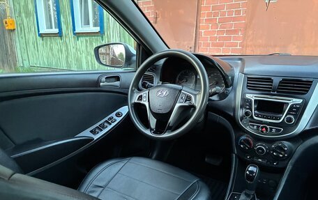 Hyundai Solaris II рестайлинг, 2016 год, 650 000 рублей, 9 фотография