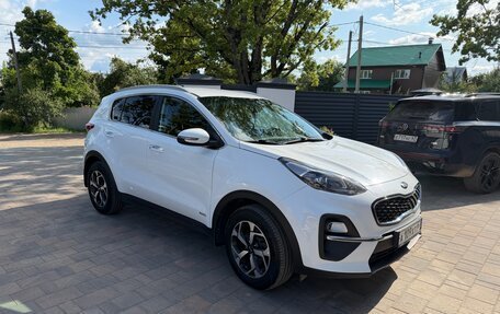 KIA Sportage IV рестайлинг, 2021 год, 2 550 000 рублей, 3 фотография