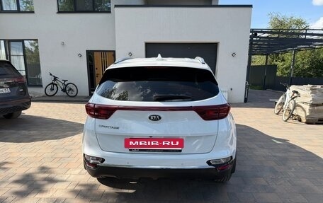 KIA Sportage IV рестайлинг, 2021 год, 2 550 000 рублей, 7 фотография