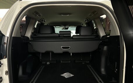 Toyota Land Cruiser Prado 150 рестайлинг 2, 2017 год, 4 500 000 рублей, 3 фотография