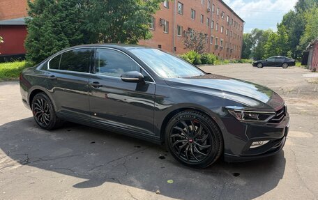 Volkswagen Passat B8 рестайлинг, 2020 год, 2 900 000 рублей, 5 фотография