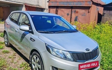 KIA Rio III рестайлинг, 2015 год, 960 000 рублей, 3 фотография