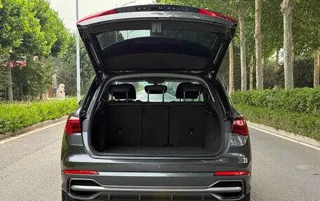 Audi Q3, 2023 год, 2 159 001 рублей, 18 фотография
