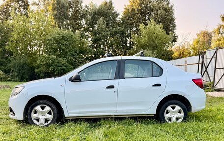 Renault Logan II, 2016 год, 900 000 рублей, 3 фотография