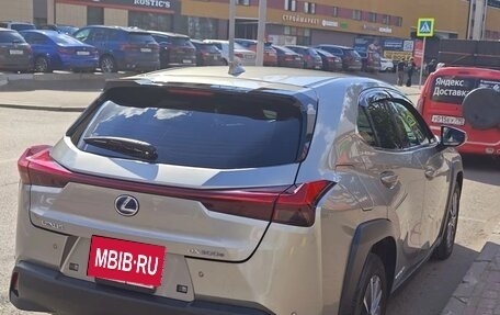 Lexus UX I, 2021 год, 2 590 000 рублей, 4 фотография