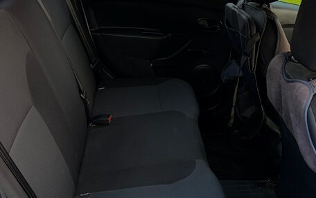 Renault Logan II, 2016 год, 900 000 рублей, 18 фотография