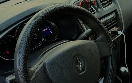 Renault Logan II, 2016 год, 900 000 рублей, 27 фотография