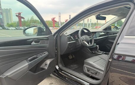Volkswagen Passat B8 рестайлинг, 2022 год, 2 098 700 рублей, 11 фотография