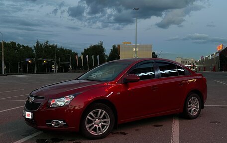 Chevrolet Cruze II, 2011 год, 595 000 рублей, 8 фотография