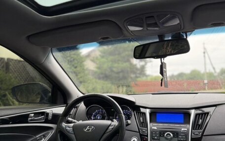 Hyundai Sonata VI, 2011 год, 1 030 000 рублей, 3 фотография