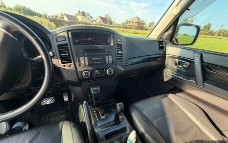 Mitsubishi Pajero IV, 2007 год, 2 500 000 рублей, 11 фотография