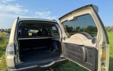 Mitsubishi Pajero IV, 2007 год, 2 500 000 рублей, 16 фотография