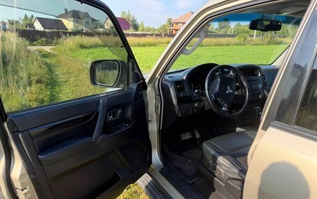 Mitsubishi Pajero IV, 2007 год, 2 500 000 рублей, 9 фотография