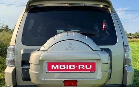 Mitsubishi Pajero IV, 2007 год, 2 500 000 рублей, 5 фотография