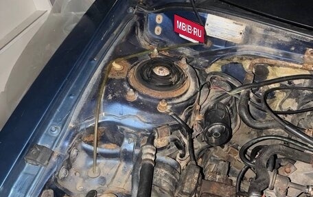 Mazda 323, 1990 год, 230 000 рублей, 17 фотография