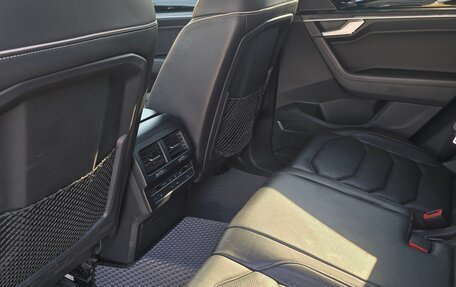 Volkswagen Touareg III, 2018 год, 4 090 000 рублей, 26 фотография