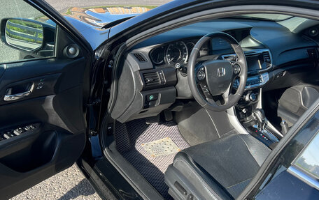 Honda Accord IX рестайлинг, 2013 год, 1 380 000 рублей, 9 фотография