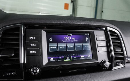 Skoda Karoq I, 2020 год, 2 275 000 рублей, 18 фотография
