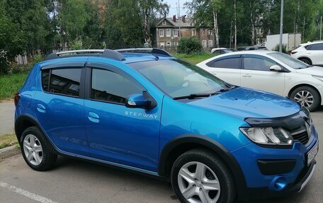 Renault Sandero II рестайлинг, 2016 год, 879 000 рублей, 3 фотография