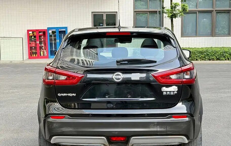 Nissan Qashqai, 2022 год, 1 810 000 рублей, 9 фотография