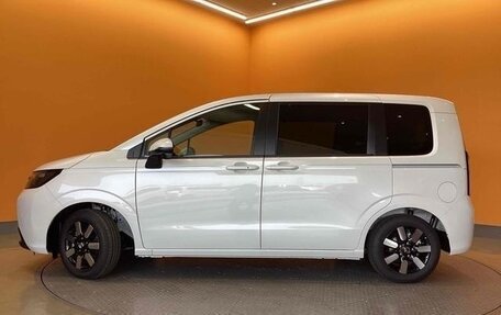 Honda Freed, 2026 год, 2 080 000 рублей, 3 фотография