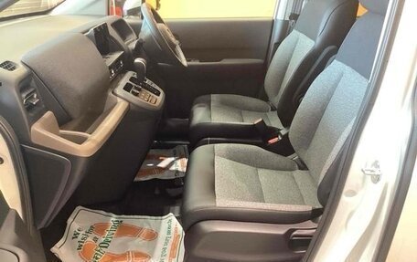 Honda Freed, 2026 год, 2 080 000 рублей, 13 фотография