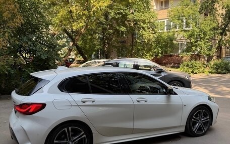 BMW 1 серия, 2021 год, 2 099 000 рублей, 6 фотография