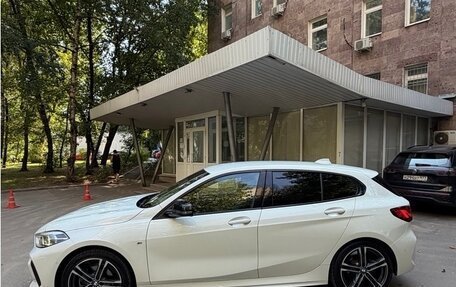 BMW 1 серия, 2021 год, 2 099 000 рублей, 5 фотография
