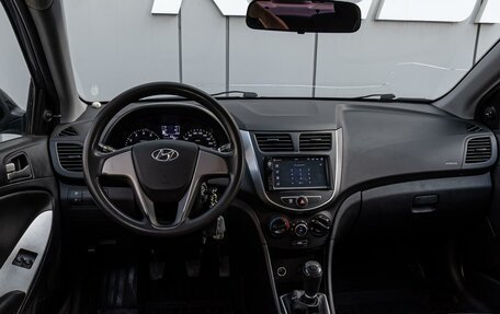 Hyundai Solaris II рестайлинг, 2016 год, 1 110 000 рублей, 10 фотография