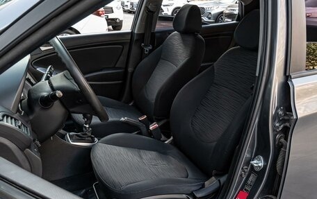 Hyundai Solaris II рестайлинг, 2016 год, 1 110 000 рублей, 8 фотография