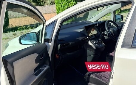 Toyota Wish II, 2009 год, 1 050 000 рублей, 15 фотография
