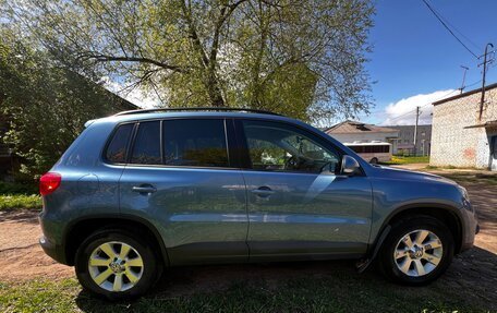 Volkswagen Tiguan I, 2011 год, 1 030 000 рублей, 4 фотография