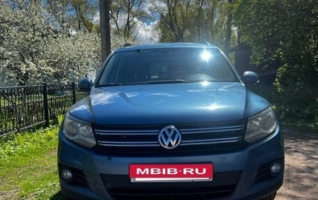 Volkswagen Tiguan I, 2011 год, 1 030 000 рублей, 2 фотография