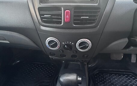 Suzuki Aerio, 2002 год, 340 000 рублей, 10 фотография
