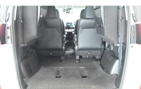 Honda Freed II, 2022 год, 1 330 000 рублей, 12 фотография