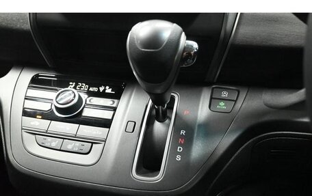 Honda Freed II, 2022 год, 1 330 000 рублей, 29 фотография