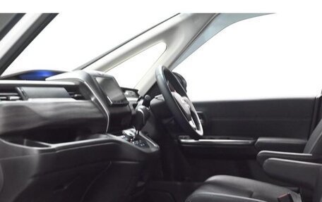 Honda Freed II, 2022 год, 1 330 000 рублей, 19 фотография