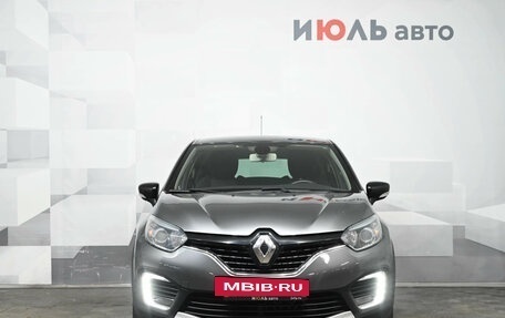 Renault Kaptur I рестайлинг, 2016 год, 1 615 000 рублей, 2 фотография