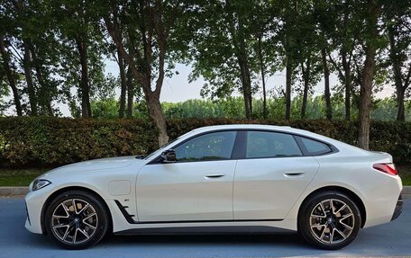BMW i4, 2026 год, 5 623 000 рублей, 4 фотография